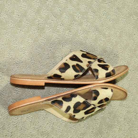 BC Women's 7 Calf Hair Cheetah Print Flat Slide Sandals EUC! - Picture 4 of 6